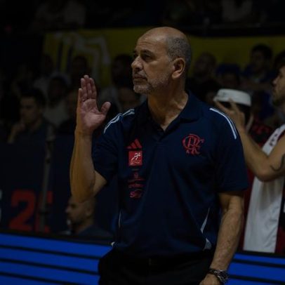Flamengo demite o técnico Sergio Hernández