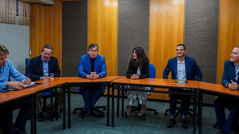 Encontro realizado na Sede do Serpro, em Brasília, reúne instituições públicas e especialistas internacionais para refletir sobre articulação de dados públicos e modelo orientado à formulação de políticas públicas preditivas.