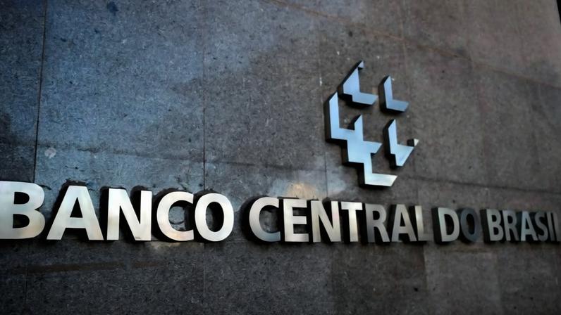 Banco Central reúne o Copom (Comitê de Política Monetária), formado pela diratoria do órgão, a cada 45 dias para definir a Selic, a taxa básica de juros da economia brasileira, que passa a valer até o encontro seguinte