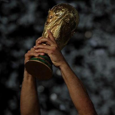 Na abertura da Copa, Bitcoin surge como opção de investimento