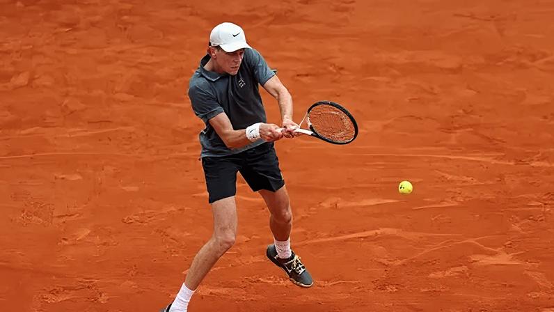 Sinner vence Zverev e avança à final do Masters de Monte Carlo