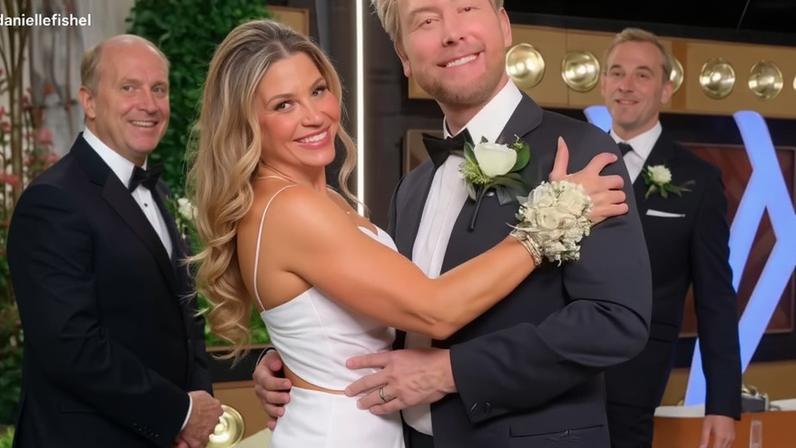Danielle Fishel e Lance Bass em 1999 e em 2026 — Foto: reprodução/Instagram