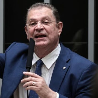 Sóstenes Cavalcante: atuação política sob os holofotes