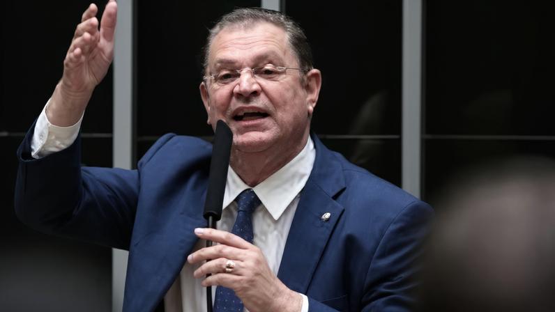 Líder do PL disse que entrará com queixa-crime contra Gilmar