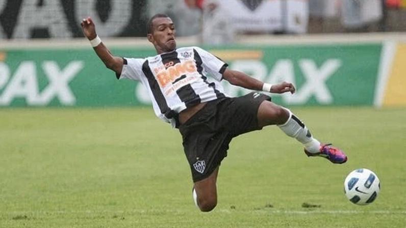 Richarlyson festejou a continuidade do Galo na primeira divisão