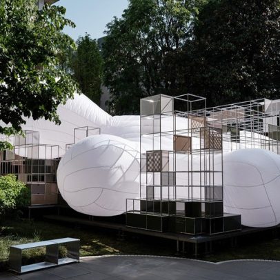 Milão 2026: instalação imersiva transforma mobiliário em arquitetura sensorial