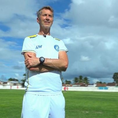 Sueco que se inspira no azarão da Champions transforma clube de Alagoas