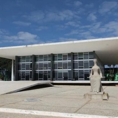 Professor alerta sobre desgaste da autoridade de ministros do STF