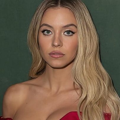 Sydney Sweeney é cortada de O Diabo Veste Prada 2, afirma site