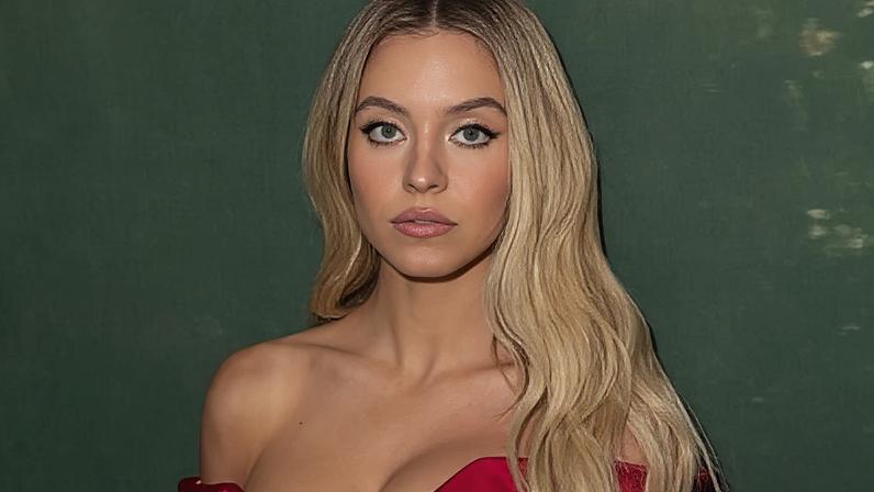 Sydney Sweeney interpretaria a si mesma em "O Diabo Veste Prada 2"