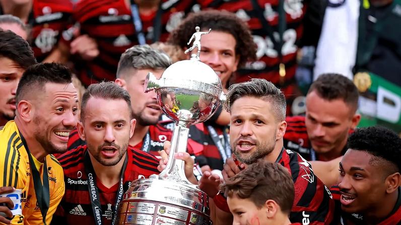Everton Ribeiro conquistou 11 títulos pelo Flamengo — Foto: Getty Images
