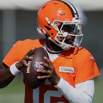 Browns QB Shedeur Sanders adota nova vibe e oportunidade com Monken