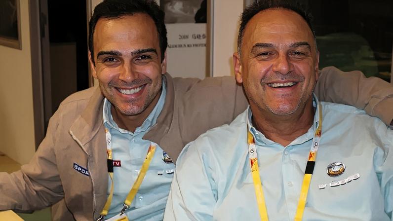 Tadeu e Oscar Schmidt: o irmão mais novo foi para o jornalismo após desistir de repetir a trajetória do "ídolo" no esporte