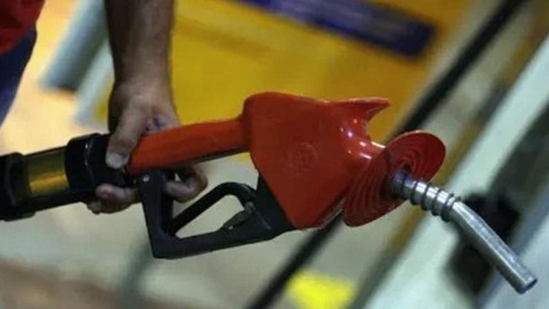 Expansão global enfrenta entraves estruturais e econômicos