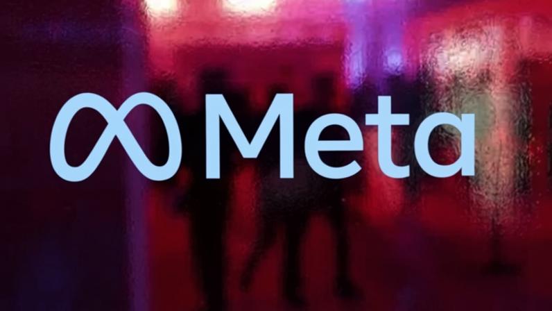 Logo da Meta durante conferência em Mumbai, na Índia