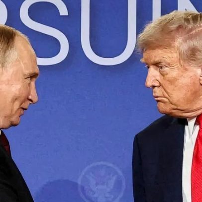 Putin e Xi Jinping querem ver Trump se afundar com guerra, diz professor