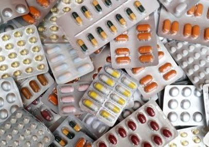 Uso excessivo de analgésicos agrava enxaqueca e aumenta incapacidade