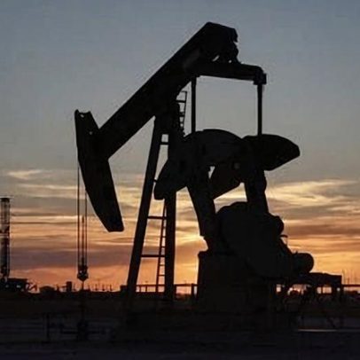 Petróleo se aproxima de US$ 120 e atinge maior nível em um mês