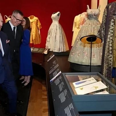 Rei Charles homenageia a rainha Elizabeth em seu 100º aniversário