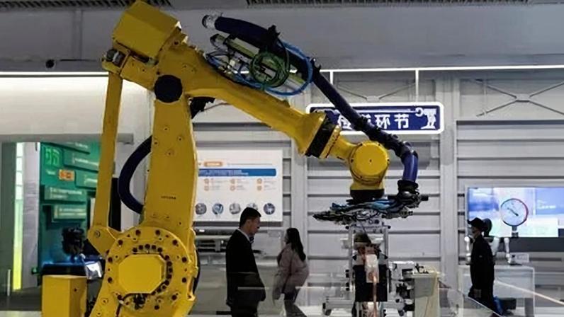 Exposição sobre as conquistas da manufatura chinesa, em Pequim