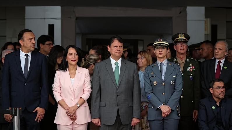 Governador de São Paulo, Tarcísio de Freitas (Republicanos), participa de cerimônia de passagem do comando da Polícia Militar