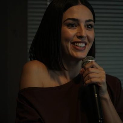 Thaís Roque diz trabalhar duro para que mulheres ganhem dinheiro