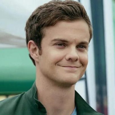 Jack Quaid casa com colega de elenco de The Boys