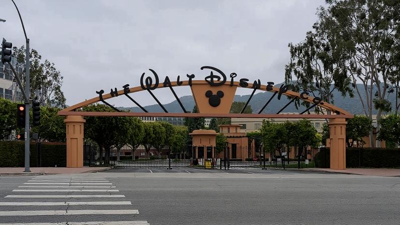 A Disney informou que empregava aproximadamente 231.000 pessoas até setembro de 2025