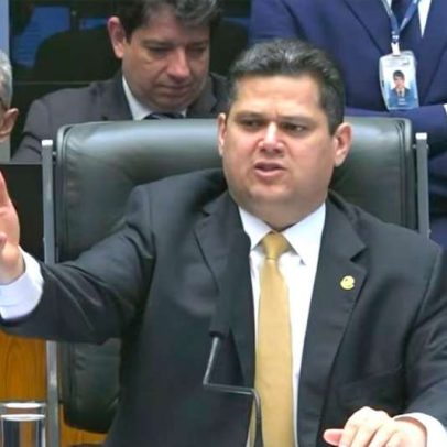 Alcolumbre corta microfones no Senado após bate-boca entre parlamentares