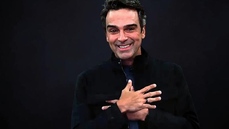 Tadeu Schmidt oferece solidariedade a Ana Paula após morte do pai e irmão Oscar