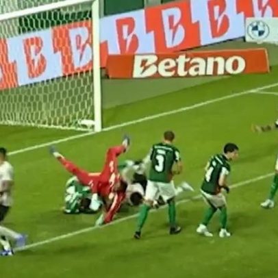 Áudio do VAR explica anulação de pênalti contra o Palmeiras