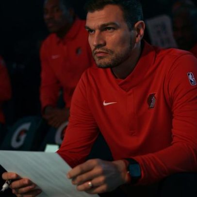 Tiago Splitter, do Portland, é o primeiro técnico brasileiro nos playoffs