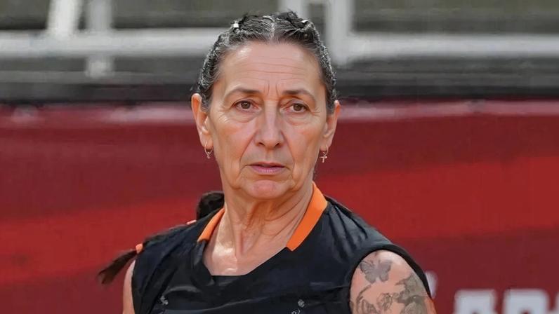 Tifanny em ação pelo Osasco (Foto: Divulgação/ Osasco São Cristóvão Saúde)