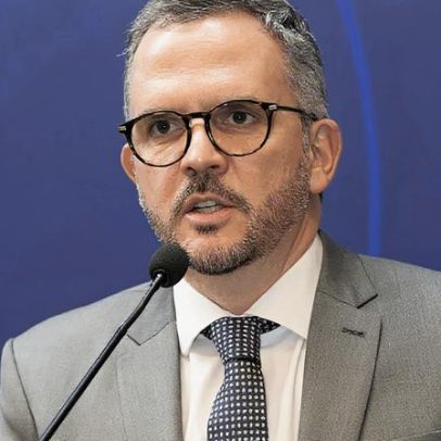 Suspeita de vazamento de gás paralisa aeroportos em SP, diz ministro