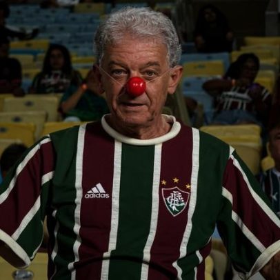 Torcida protesta contra presidente do Fluminense após críticas