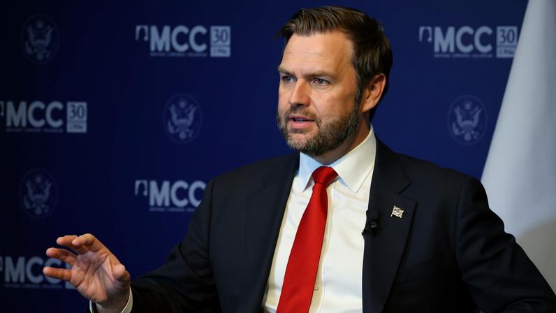 Teólogos discutem a moralidade da guerra em resposta a J. D. Vance