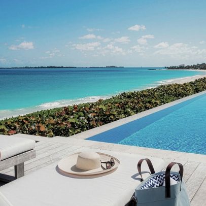 Hotel nas Bahamas, cenário de dois filmes de 007, oferece hospedagem