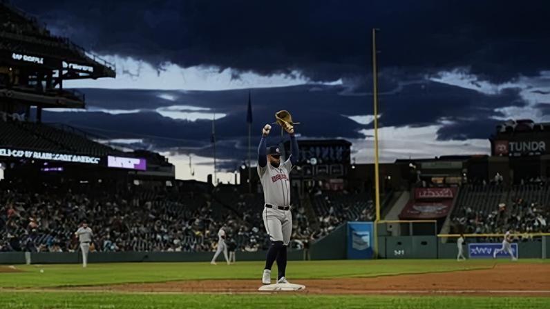 Drones em espaço aéreo restrito durante jogos do Colorado Rockies geram alerta
