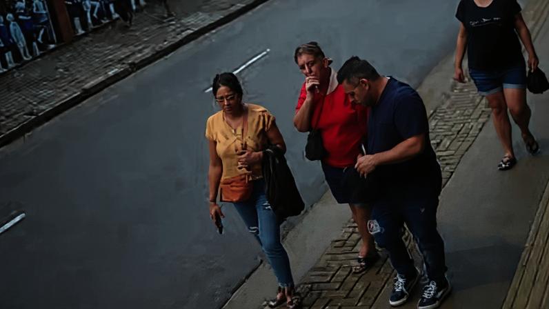 Idosa sofre golpe ao devolver carteira perdida; prejuízo chega a R$ 16 mil, diz filho