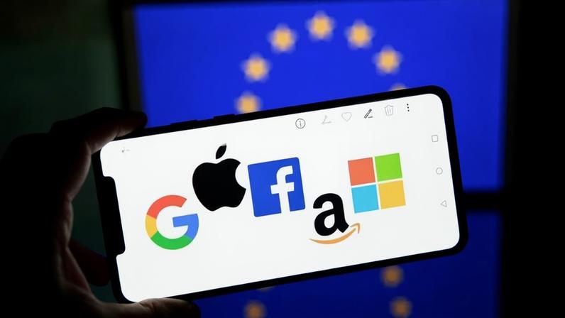 Big Techs: empresas de tecnologia passam por reestruturação para salvar economias focadas em IA (AFP)