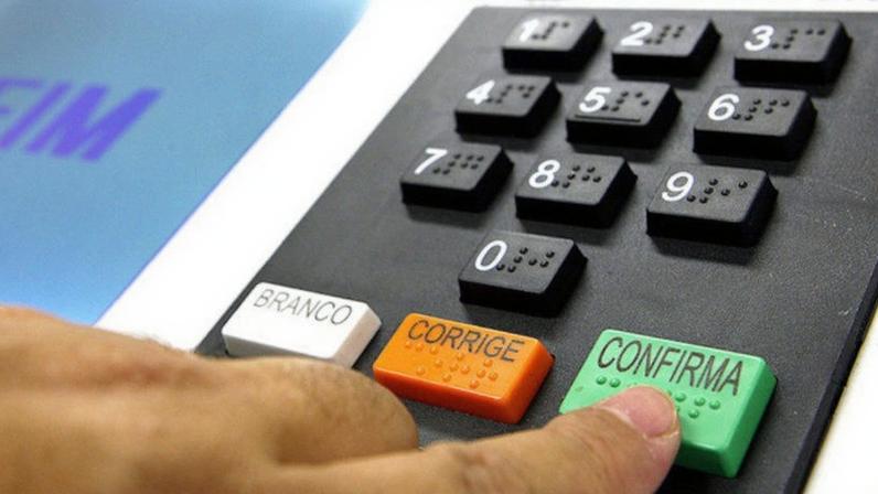 Prazo para emitir ou regularizar título de eleitor vai até 6 de maio