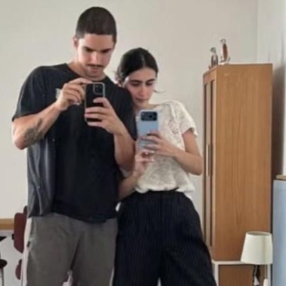 Valentina Herszage posta foto rara com namorado, amor de infância