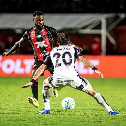 Vitória 0x0 Corinthians tem menos finalizações certas no Brasileirão 2026