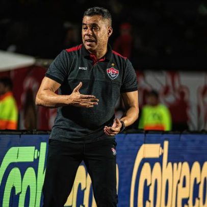 Jair Ventura elogia postura do Vitória frente ao Corinthians