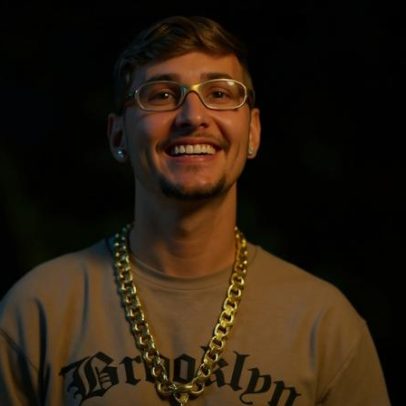 MC Jacaré lança novo single e vive fase de destaque na carreira