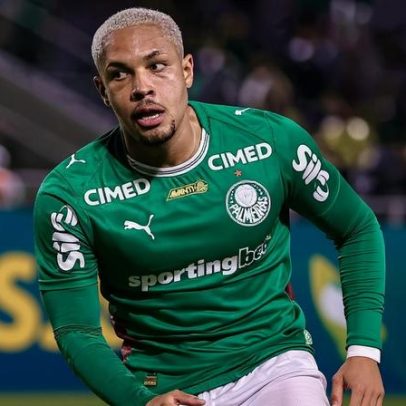Palmeiras mantém Vitor Roque e divulga escalação para a Libertadores