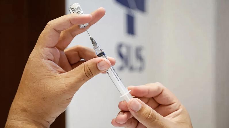 Vacina contra gripe reduz 20% risco de morte e internação em pacientes com AVC