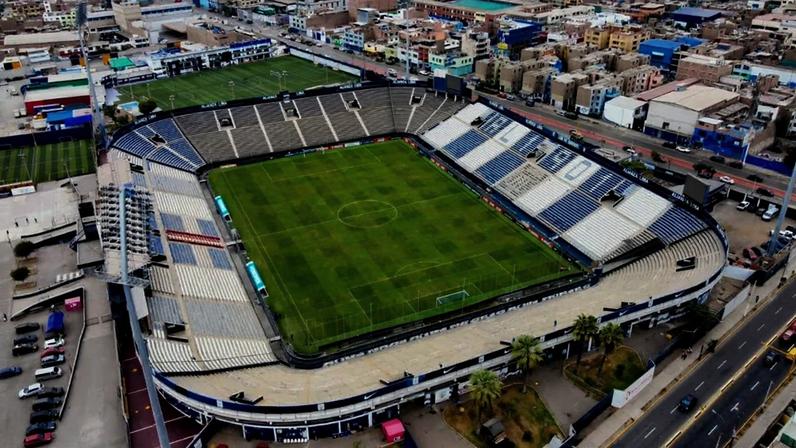 Estádio Alejandro Villanueva, em Lima — Foto: Leandro Pacheco