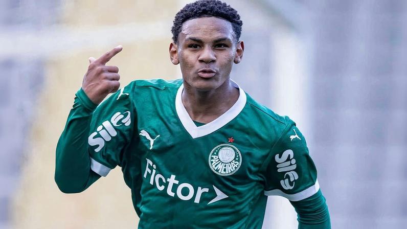 Eduardo Conceição atuando pela base do Palmeiras — Foto: Arquivo Pessoal