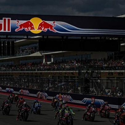 Mercado da MotoGP 2027 fica travado à espera de acordo com Liberty Media